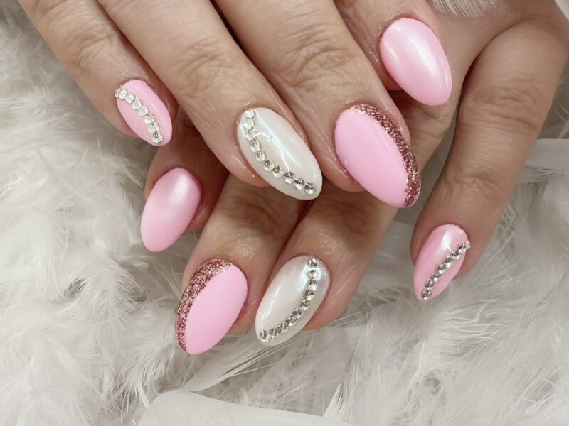 ピンクネオンで春らしく