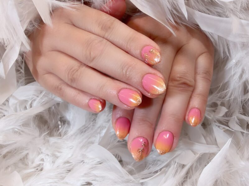 トロピカルなネイル